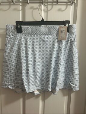 NWT Peter Millar Blue & White sally with a twist Skort large